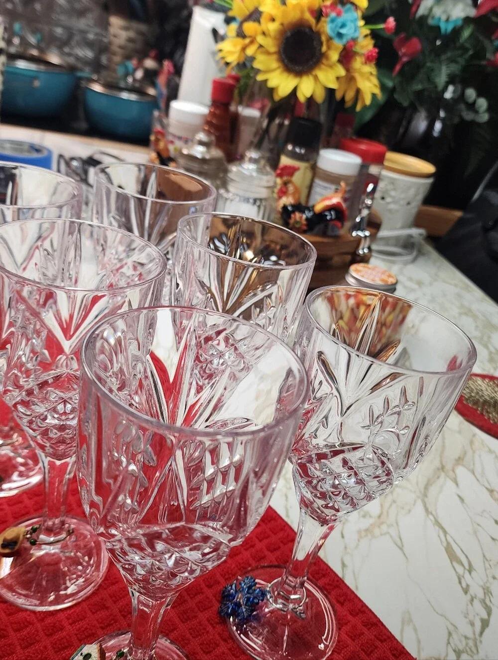 SHANNON CRYSTAL DESIGNS OF IRELAND. (Set Of 6 Wine Goblets.)